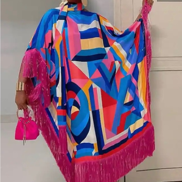 Batwing Dress - Picture 4 of 4